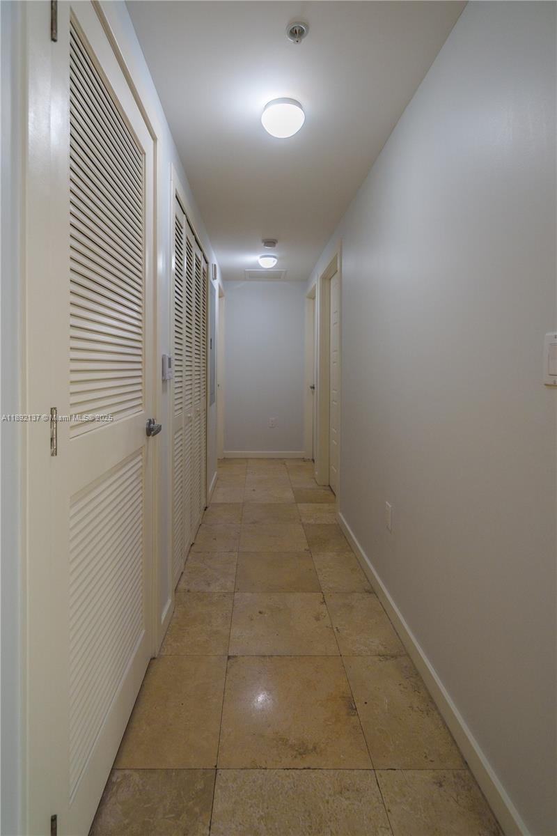CORAL GABLES SEC K - Residential Lease