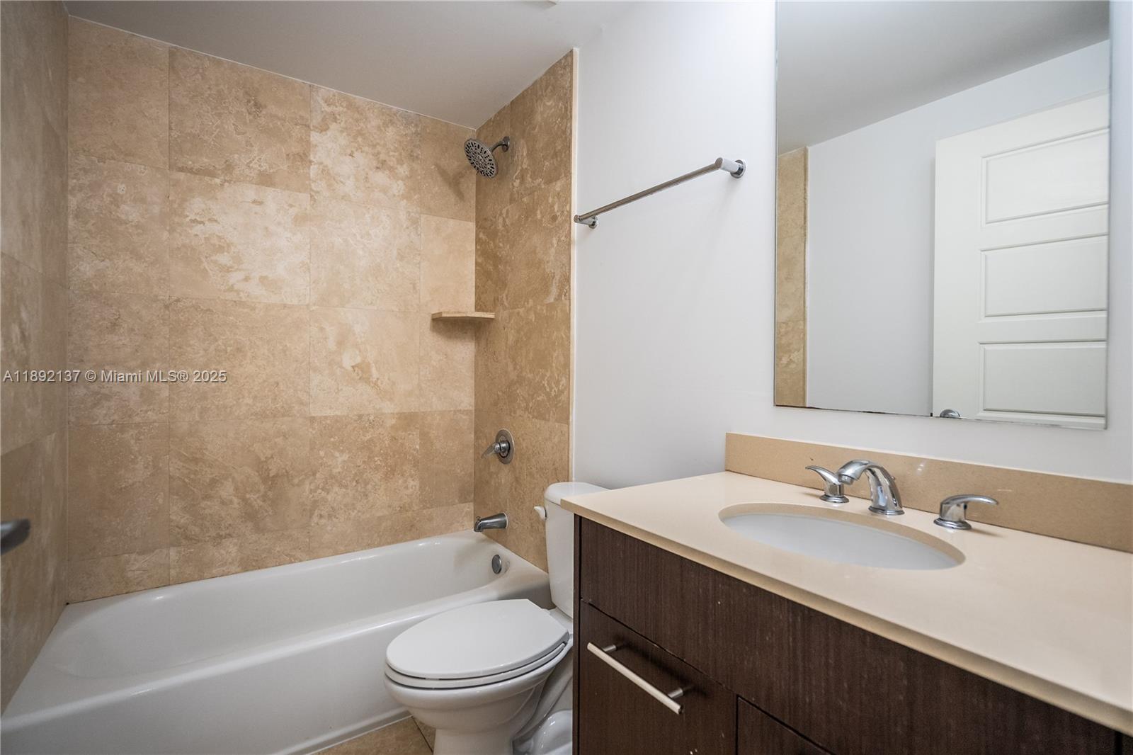 CORAL GABLES SEC K - Residential Lease