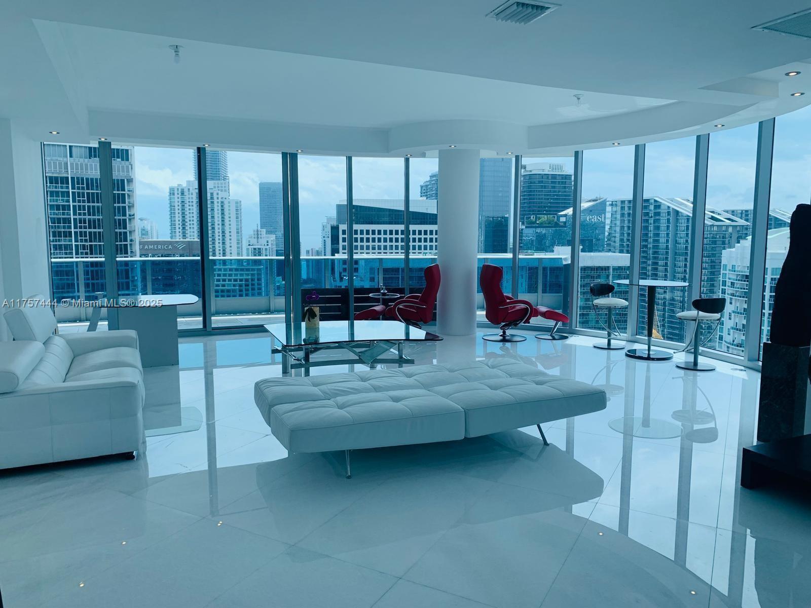 200 Biscayne Boulevard Way 4702