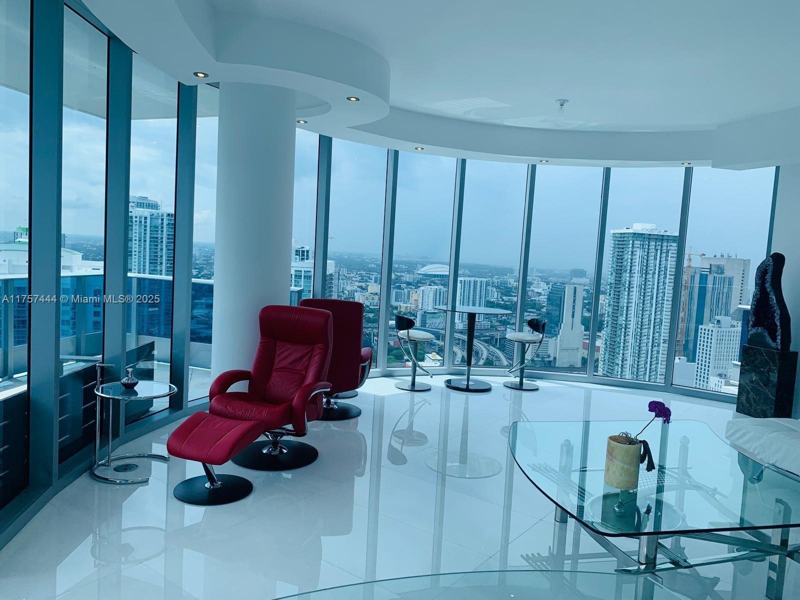 200 Biscayne Boulevard Way 4702, Miami, Broward County, Florida - 3 Bedrooms  
4 Bathrooms - 