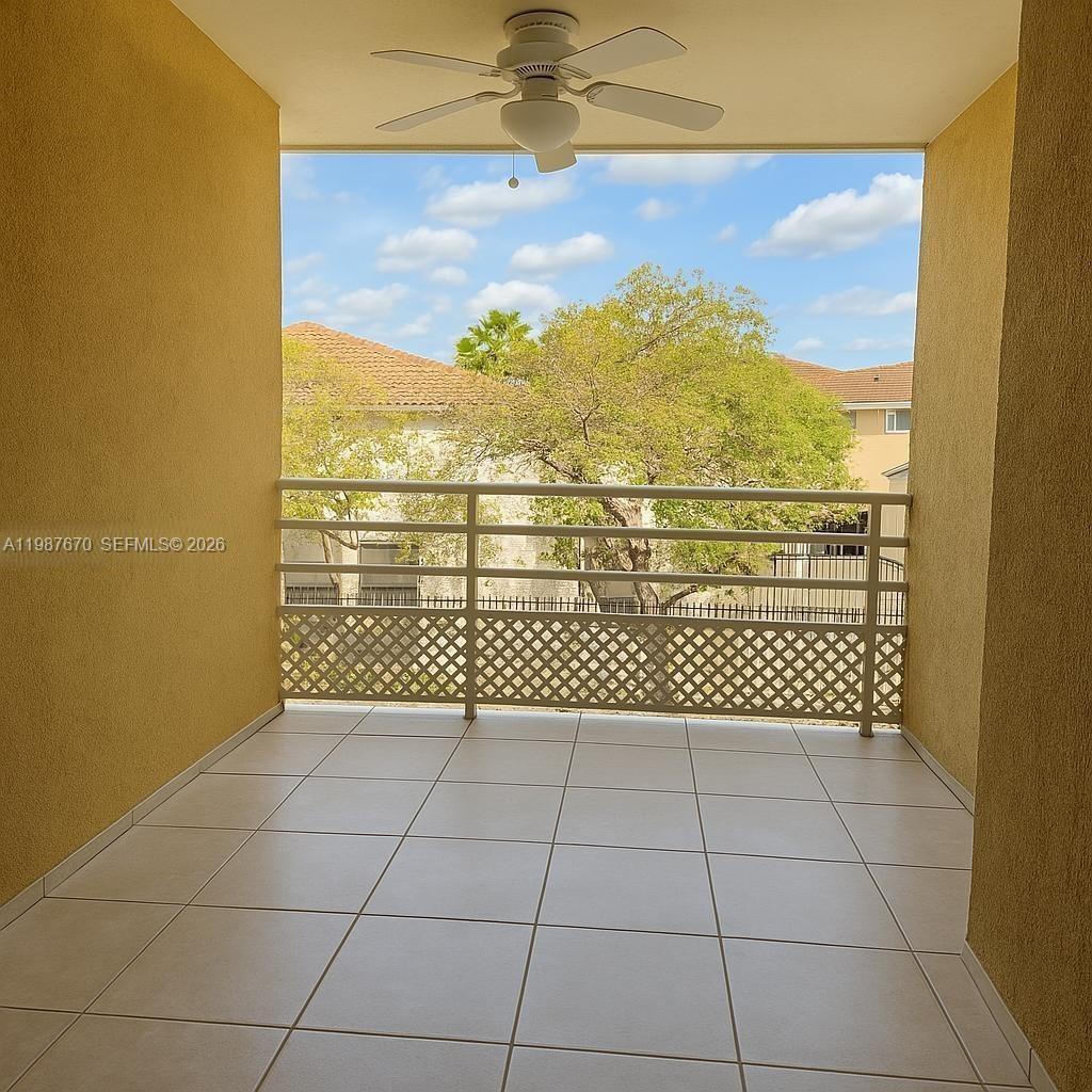 SOLEIL AT FONTAINEBLEAU C - Residential Lease