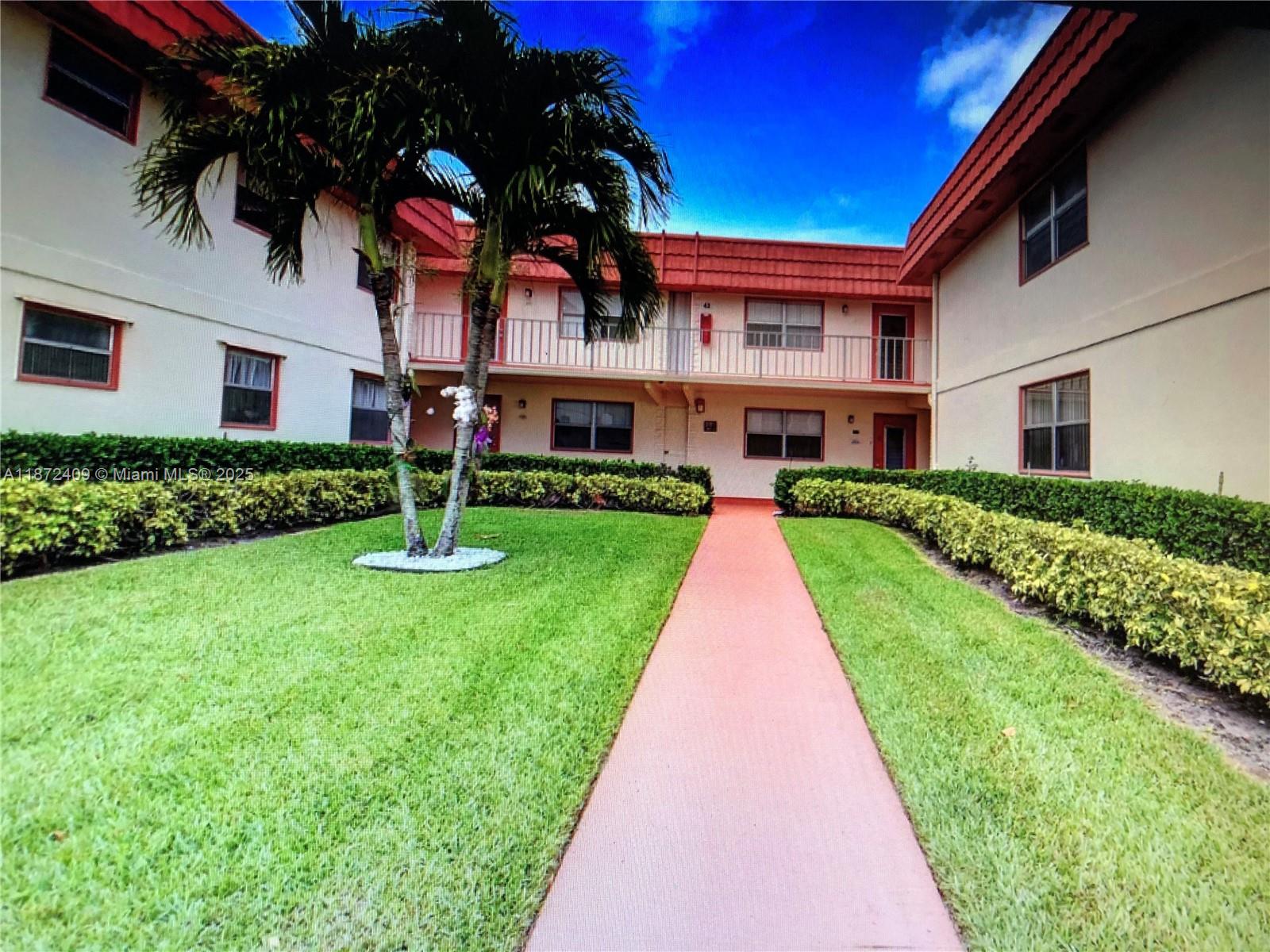 KINGS POINT SAXONY CONDOS - Residential