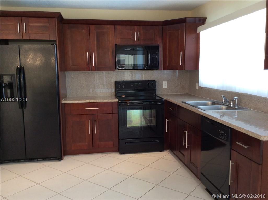 Sunrise Golf Village Sec - Residential Lease