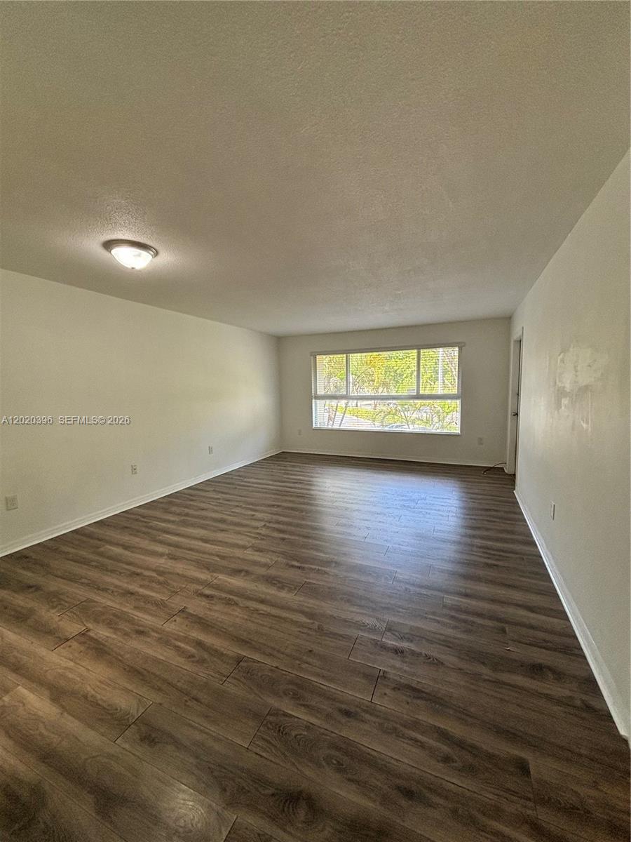 7470 Miami Lakes Dr B208
