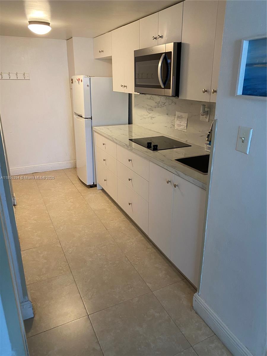 THE AVENTURA BEACH CLUB C - Residential