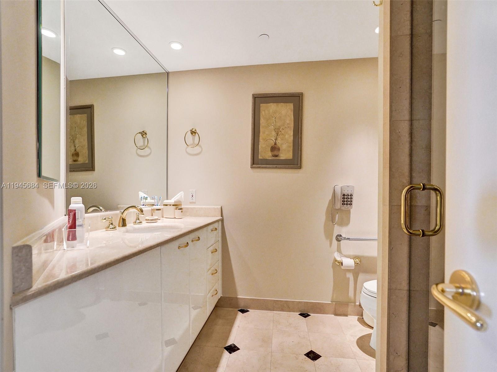 TOWERS OF PORTO VITA-SOUT - Residential