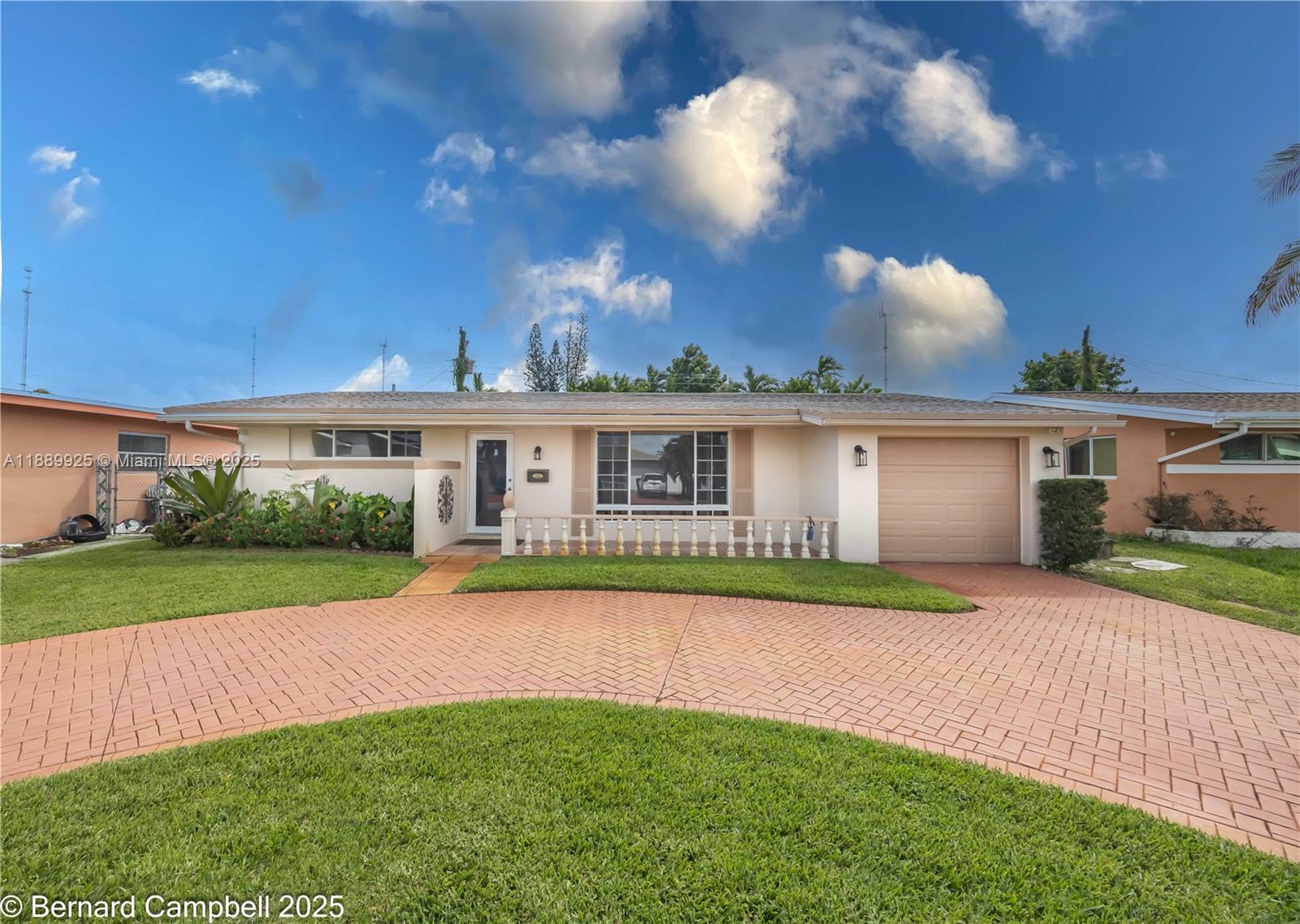 MIRAMAR ISLES SEC 3 - Residential