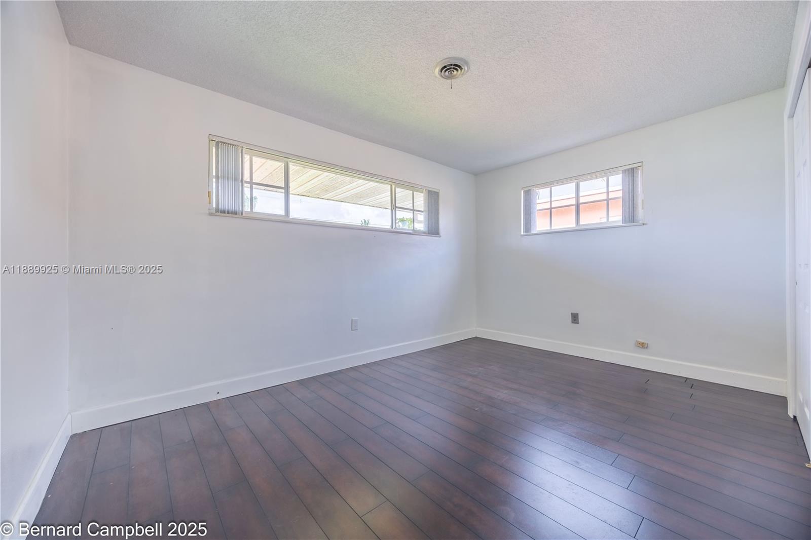 MIRAMAR ISLES SEC 3 - Residential