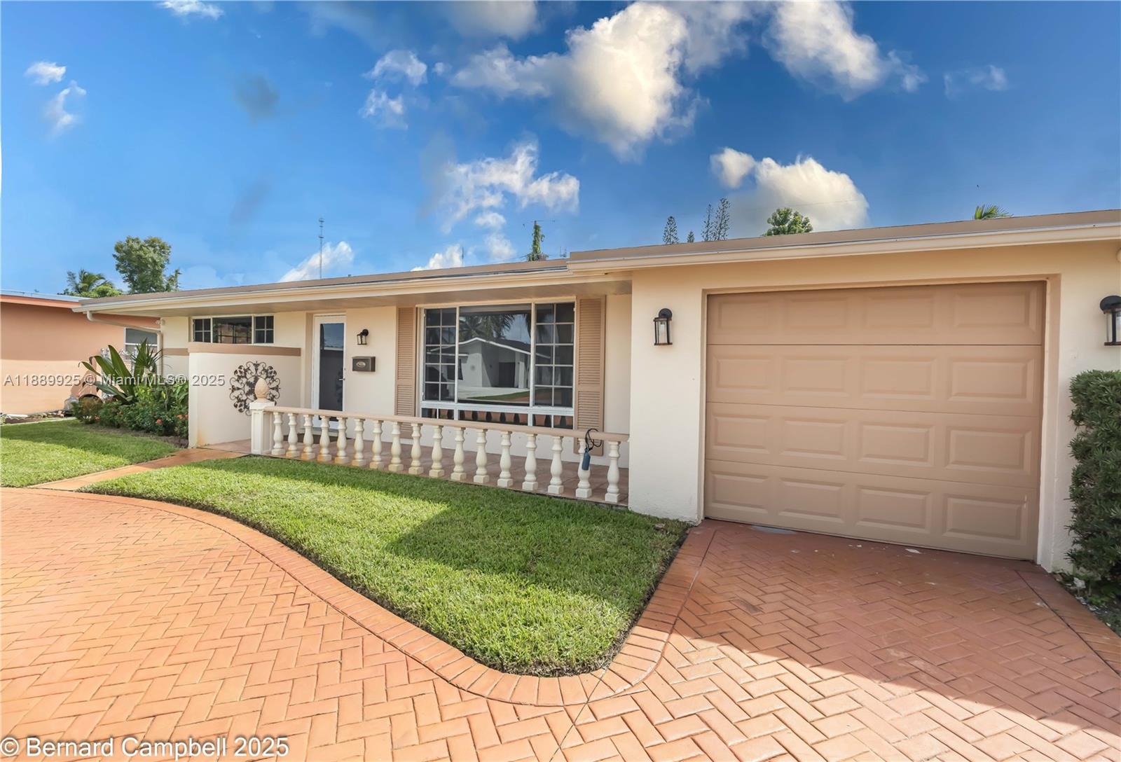 MIRAMAR ISLES SEC 3 - Residential