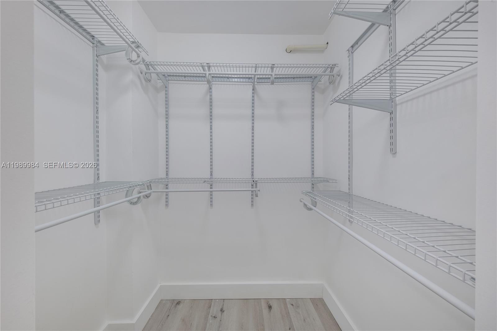 THE DECOPLAGE CONDO - Residential Lease