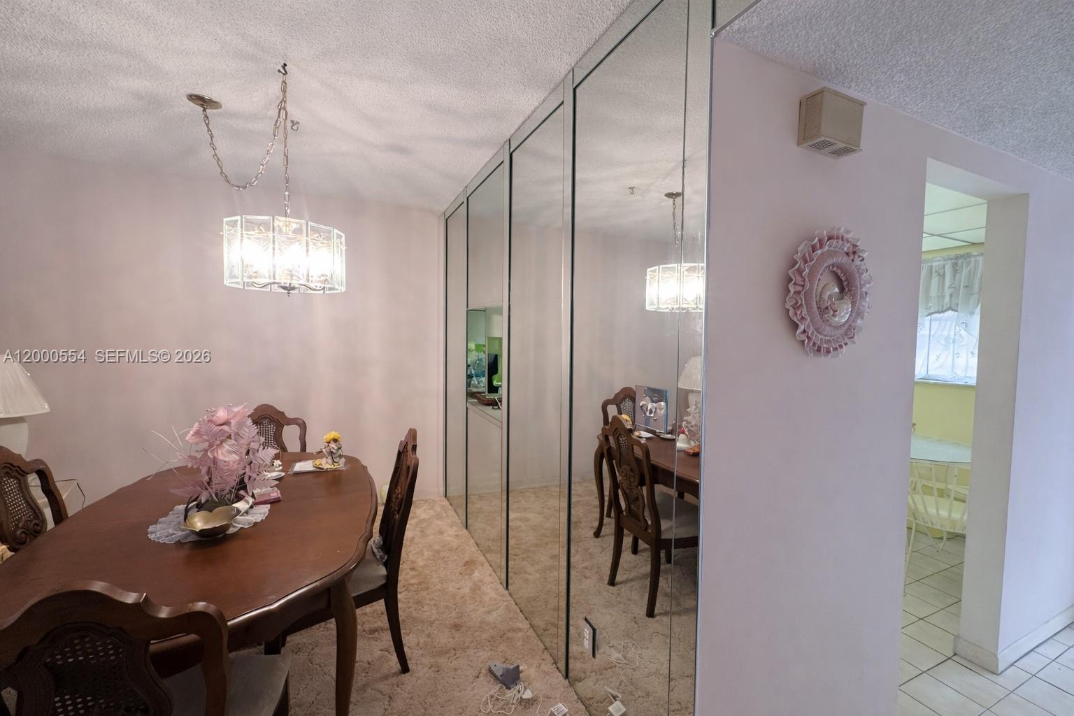 FOURTH GULFSTREAM GARDEN - Residential