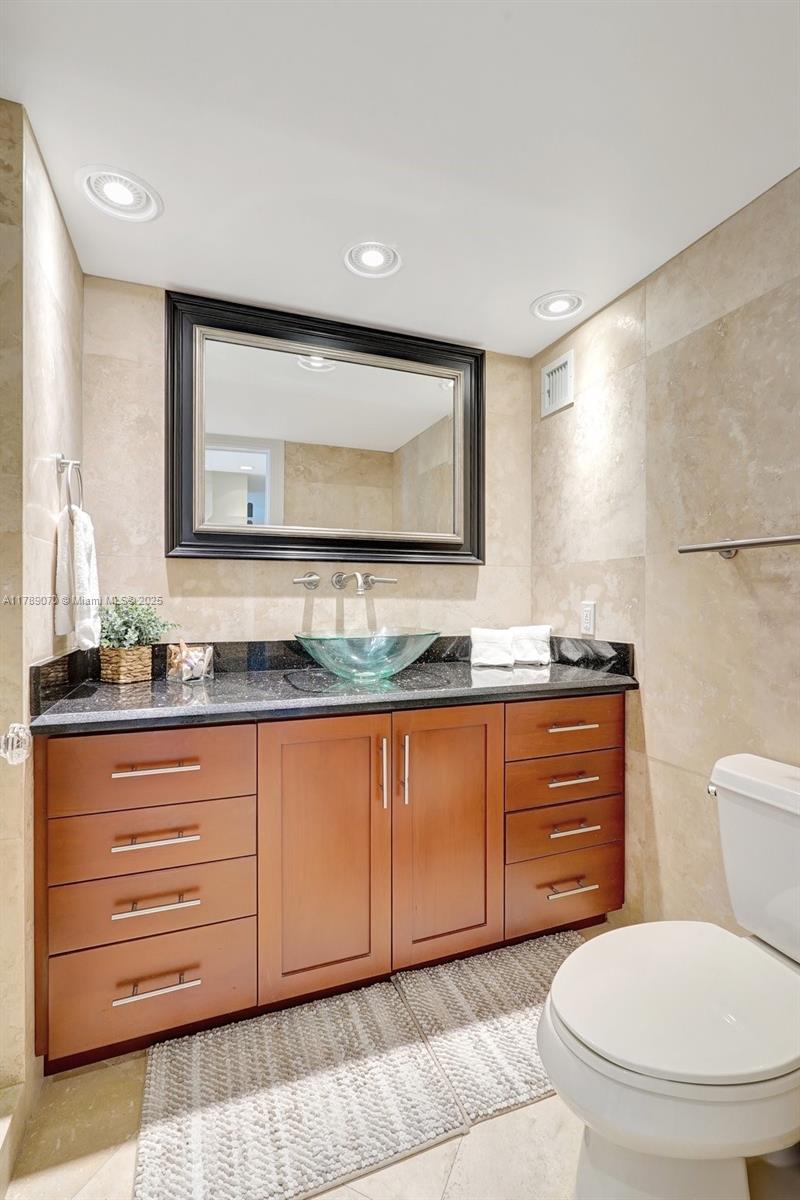 POINT OF AMERICAS CONDO - Residential