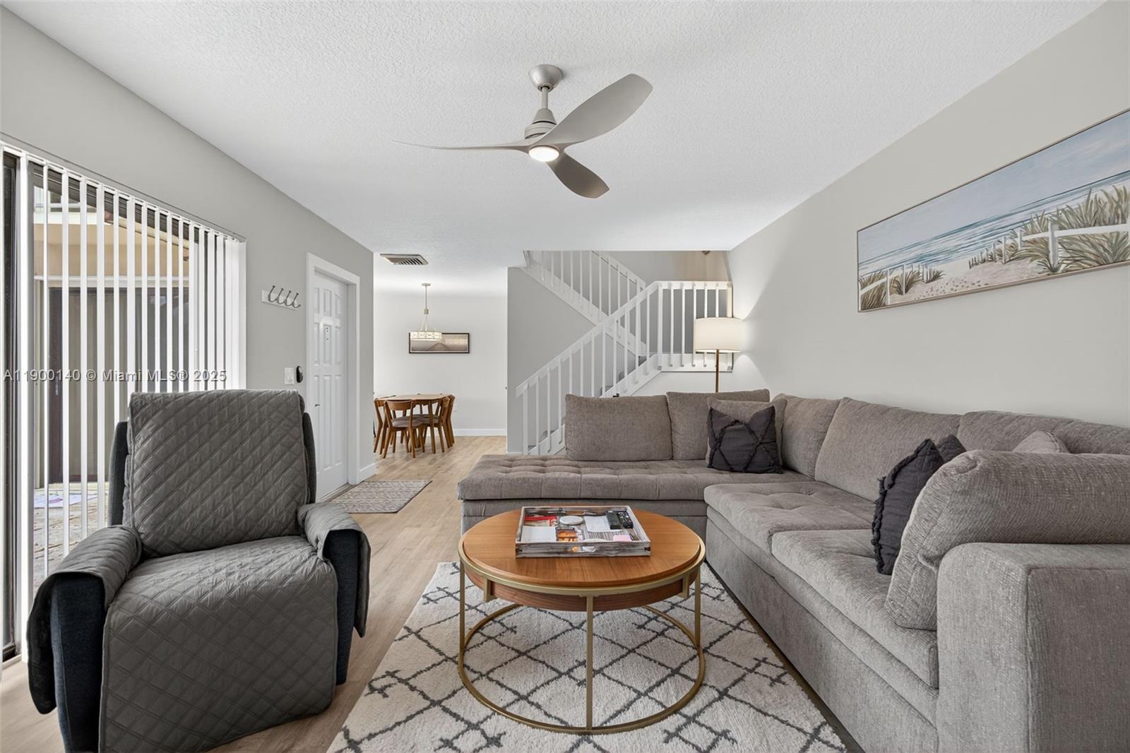 RIVER - Residential Lease