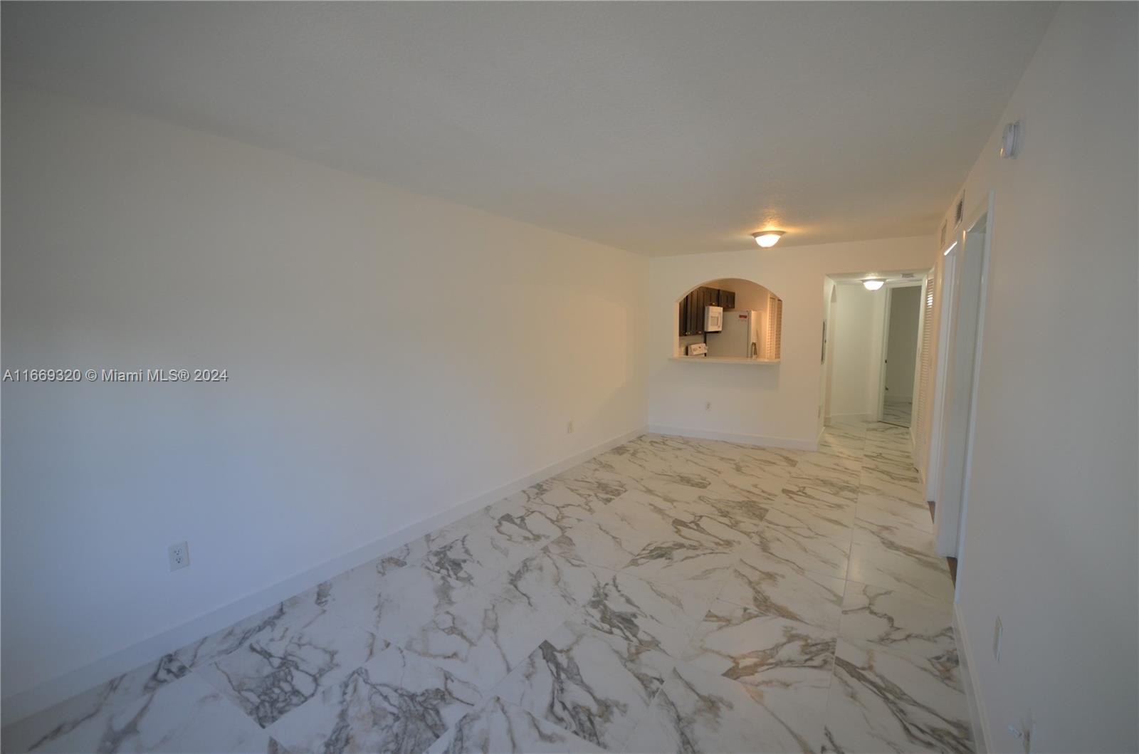 VENETIA GARDENS SOUTH CON - Residential Lease