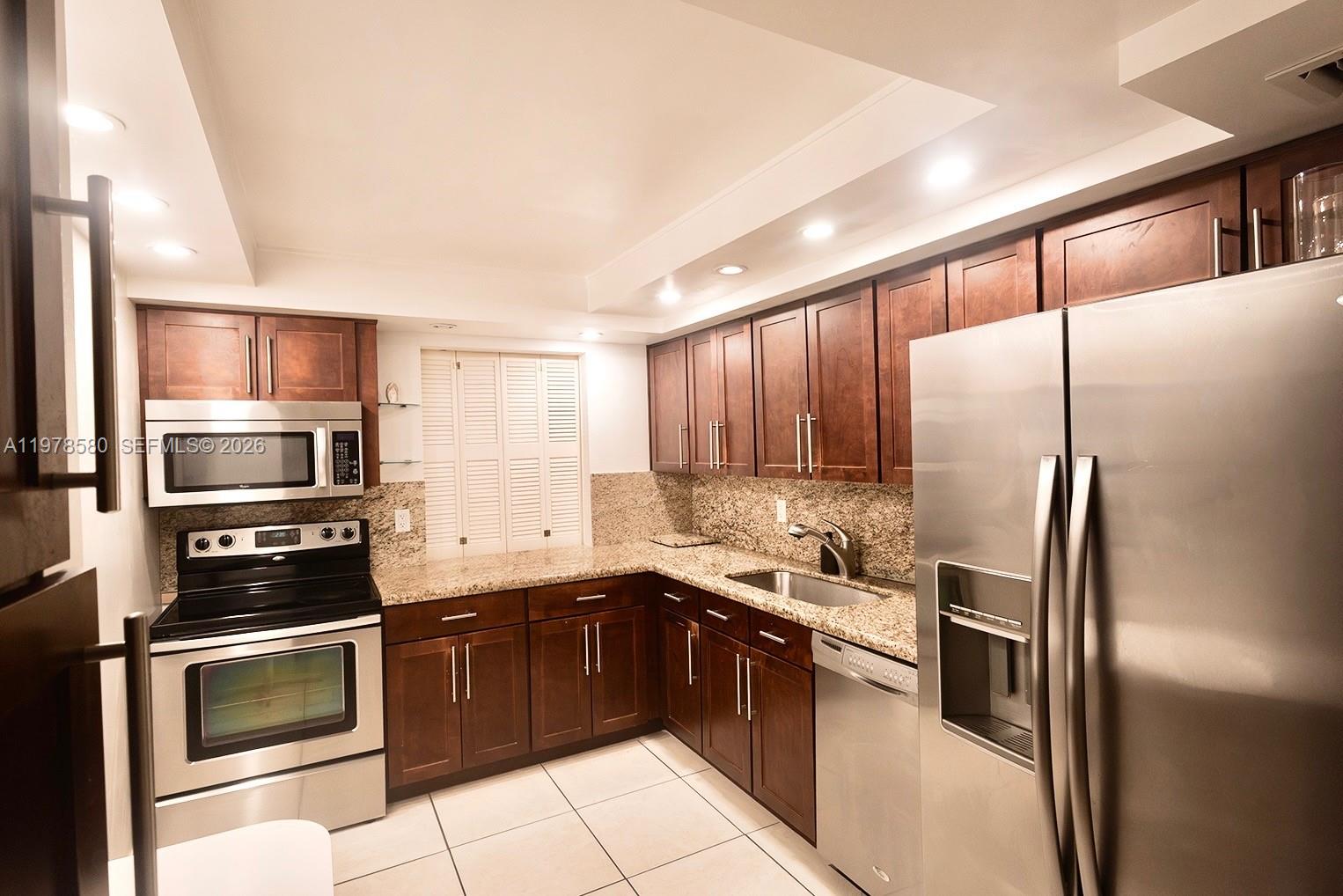 801 Three Islands Blvd 520