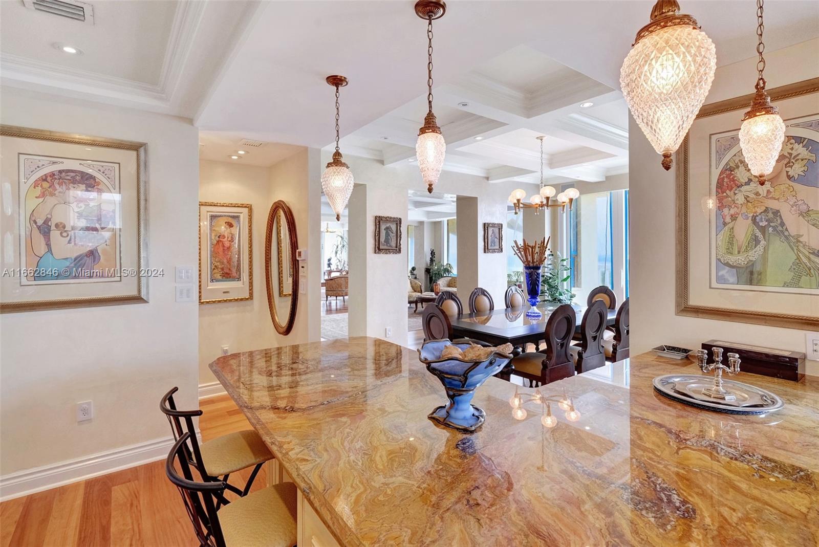 BALMORAL CONDO - Residential