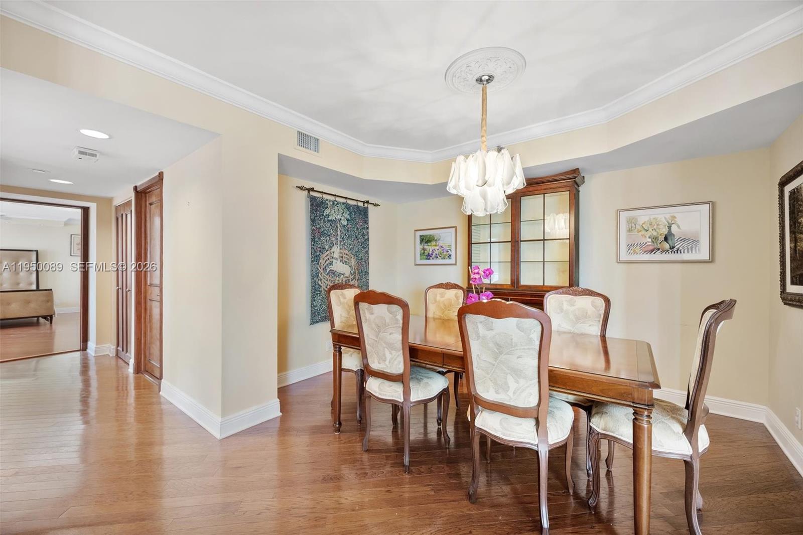 1000 ISL BLVD WILLIAMS IS - Residential