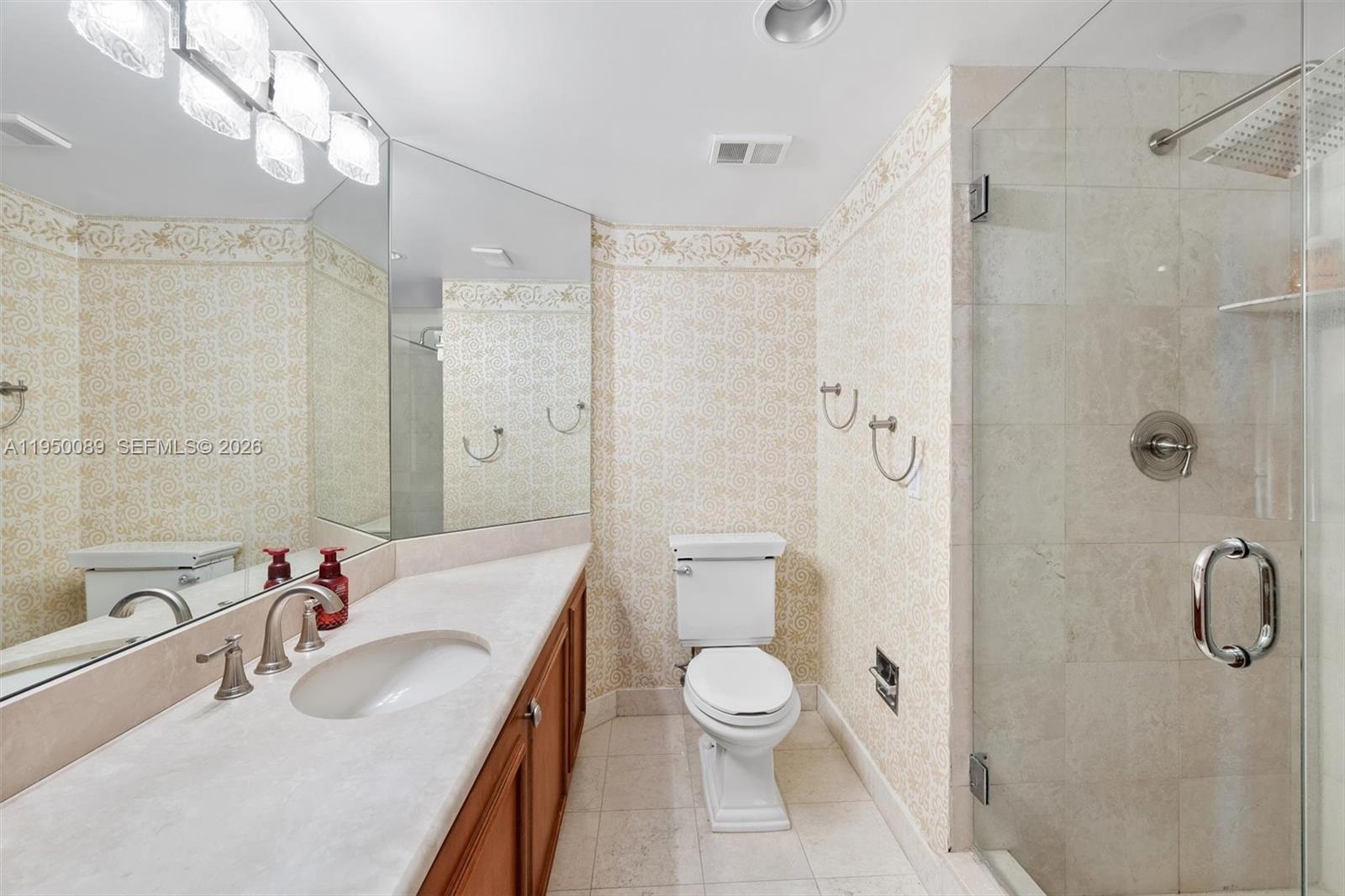 1000 ISL BLVD WILLIAMS IS - Residential