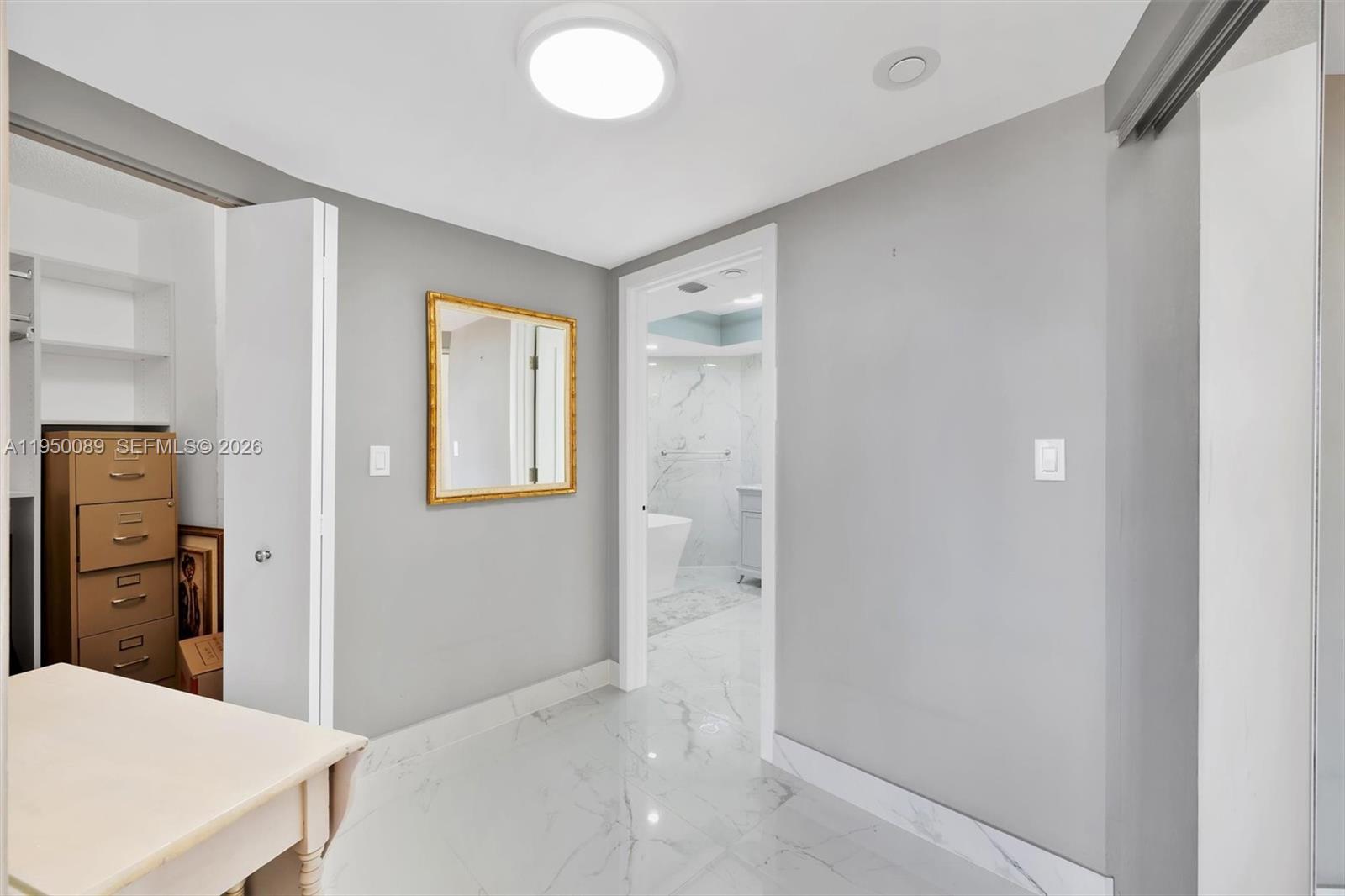 1000 ISL BLVD WILLIAMS IS - Residential