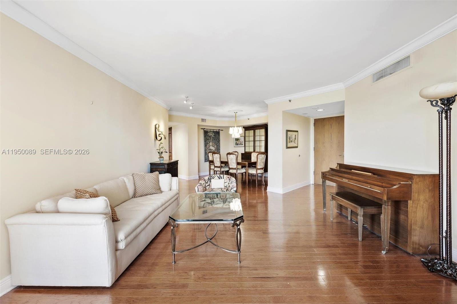 1000 ISL BLVD WILLIAMS IS - Residential