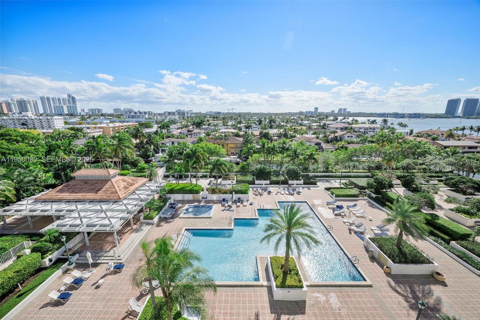 1000 ISL BLVD WILLIAMS IS - Residential