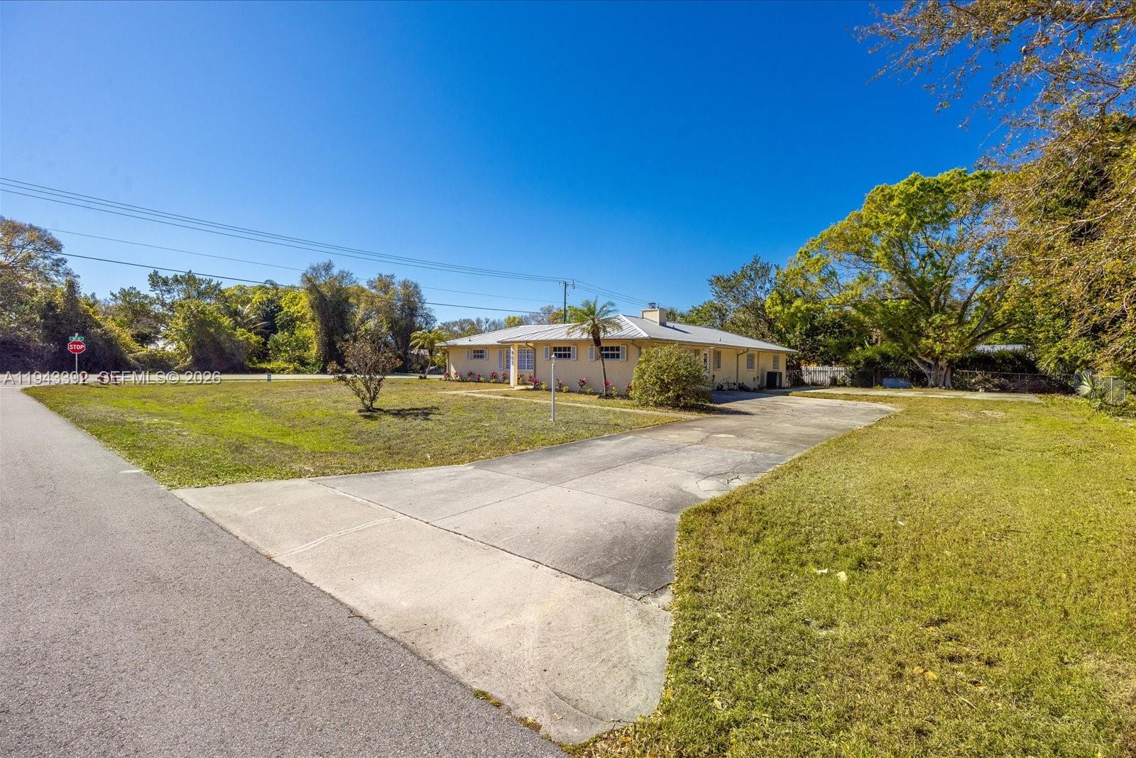 SUNCREST TERRACE UNIT 2 - Residential