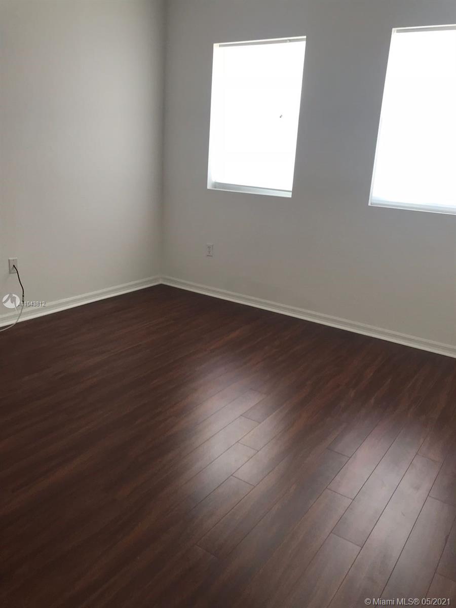 CORONADO TO DORAL VI COND - Residential Lease