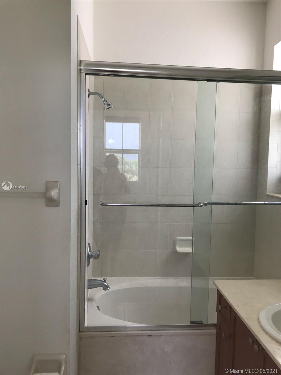 CORONADO TO DORAL VI COND - Residential Lease