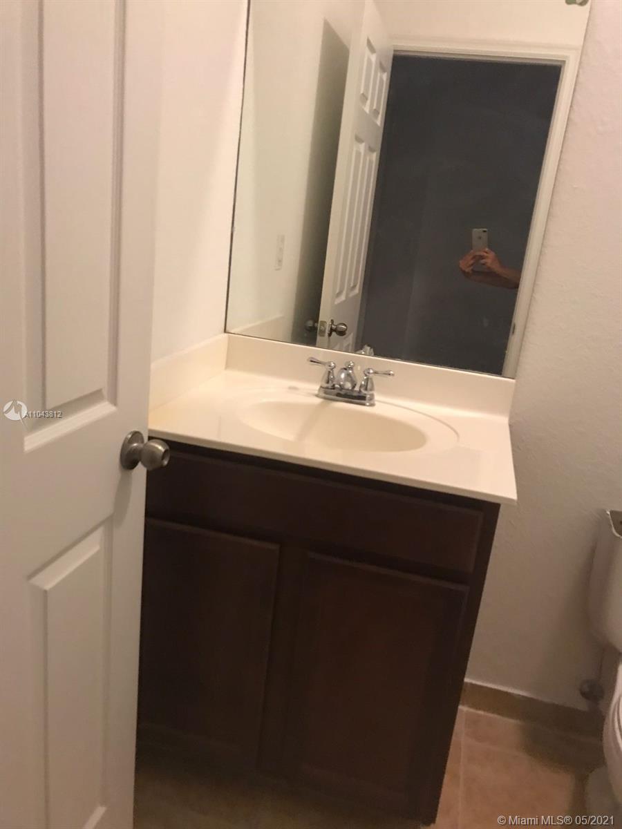 CORONADO TO DORAL VI COND - Residential Lease