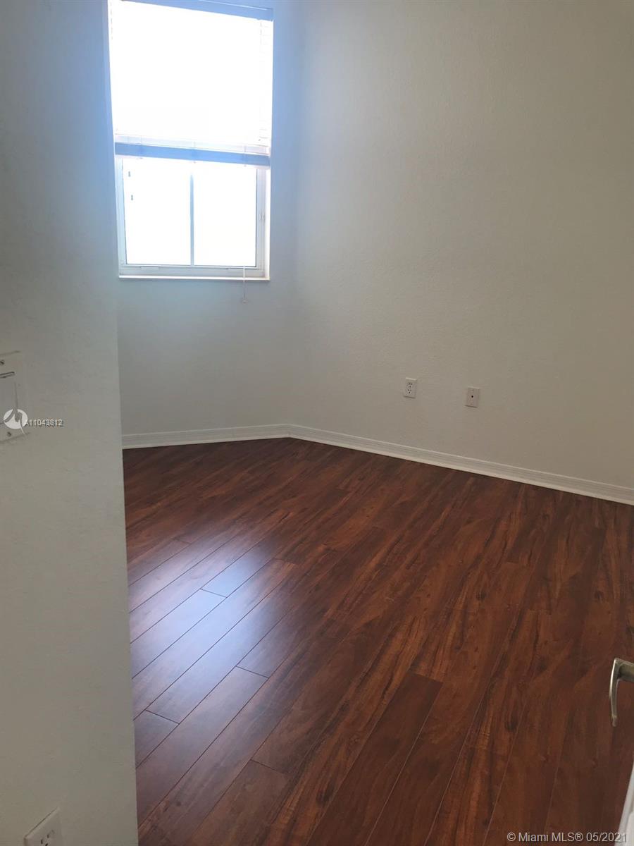 CORONADO TO DORAL VI COND - Residential Lease