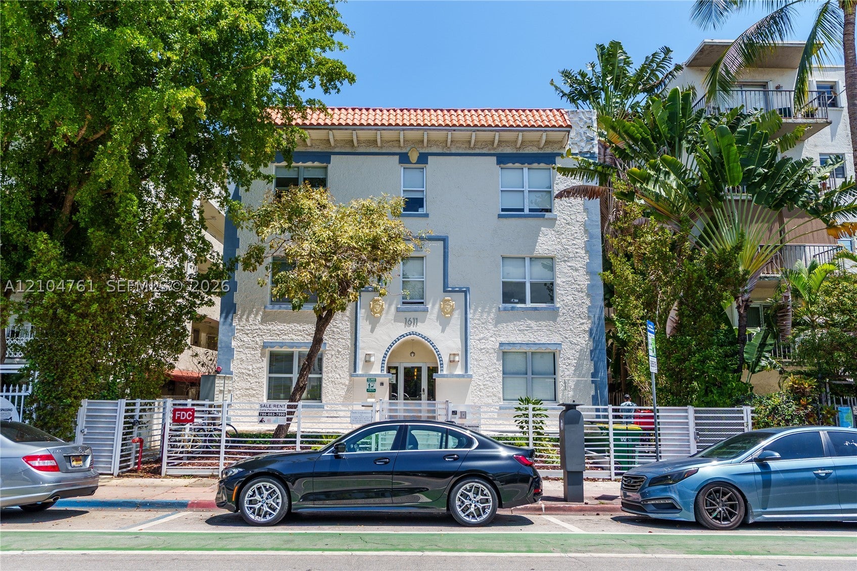 1611 Meridian Ave 304