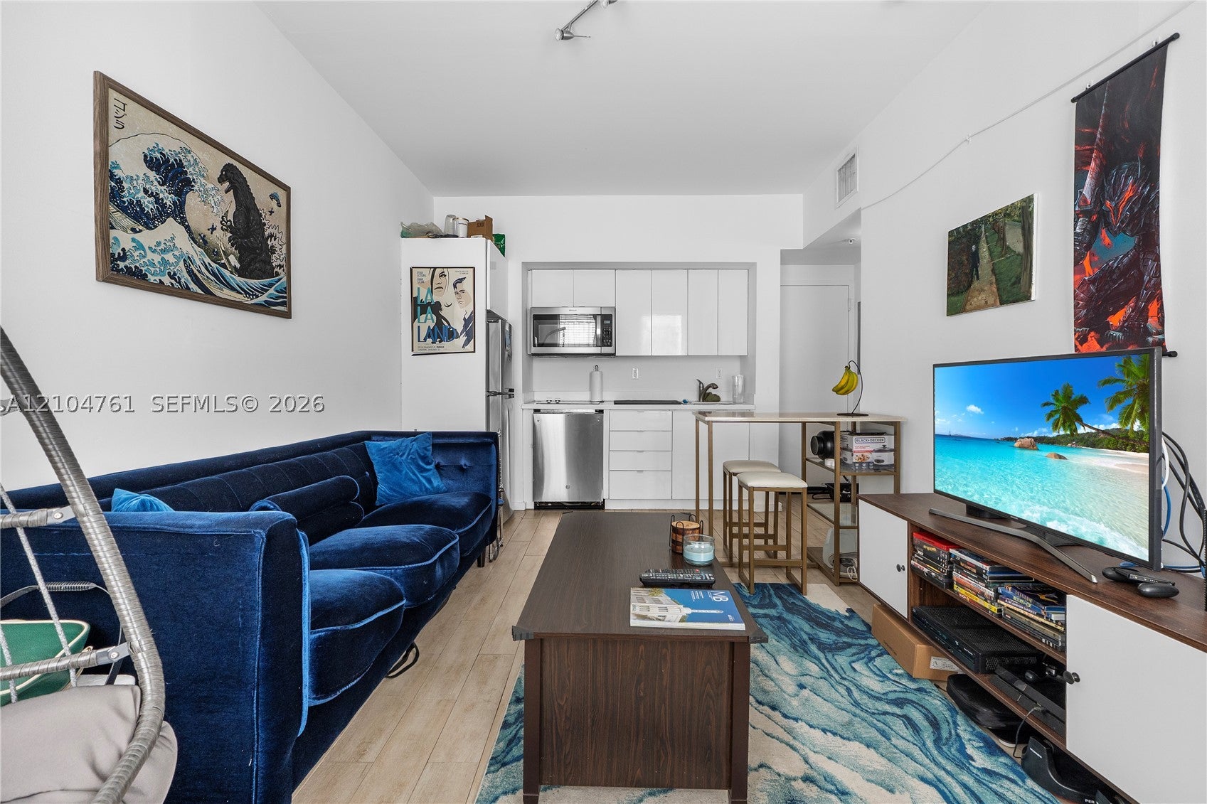 1611 Meridian Ave 304
