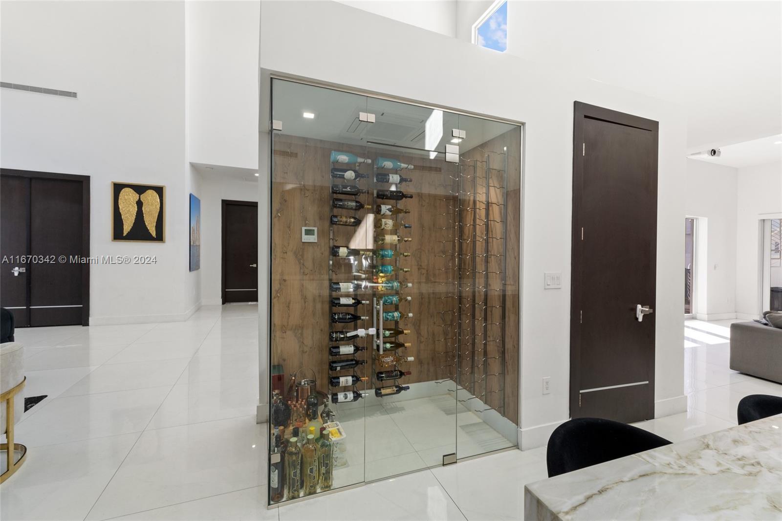 OASIS PARK SQUARE AT DORAL - Residential