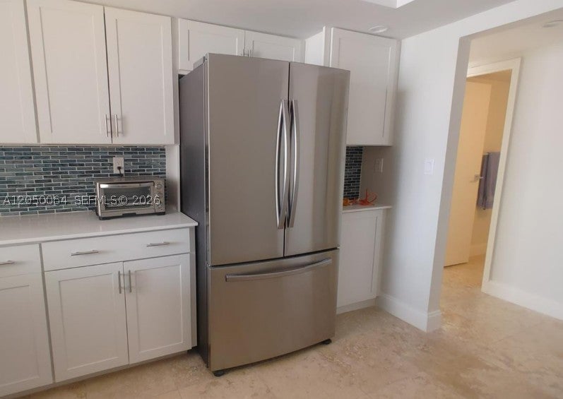 Photo of 1000 Parkview Dr #125, Hallandale Beach, FL 33009 (MLS # A12050064)