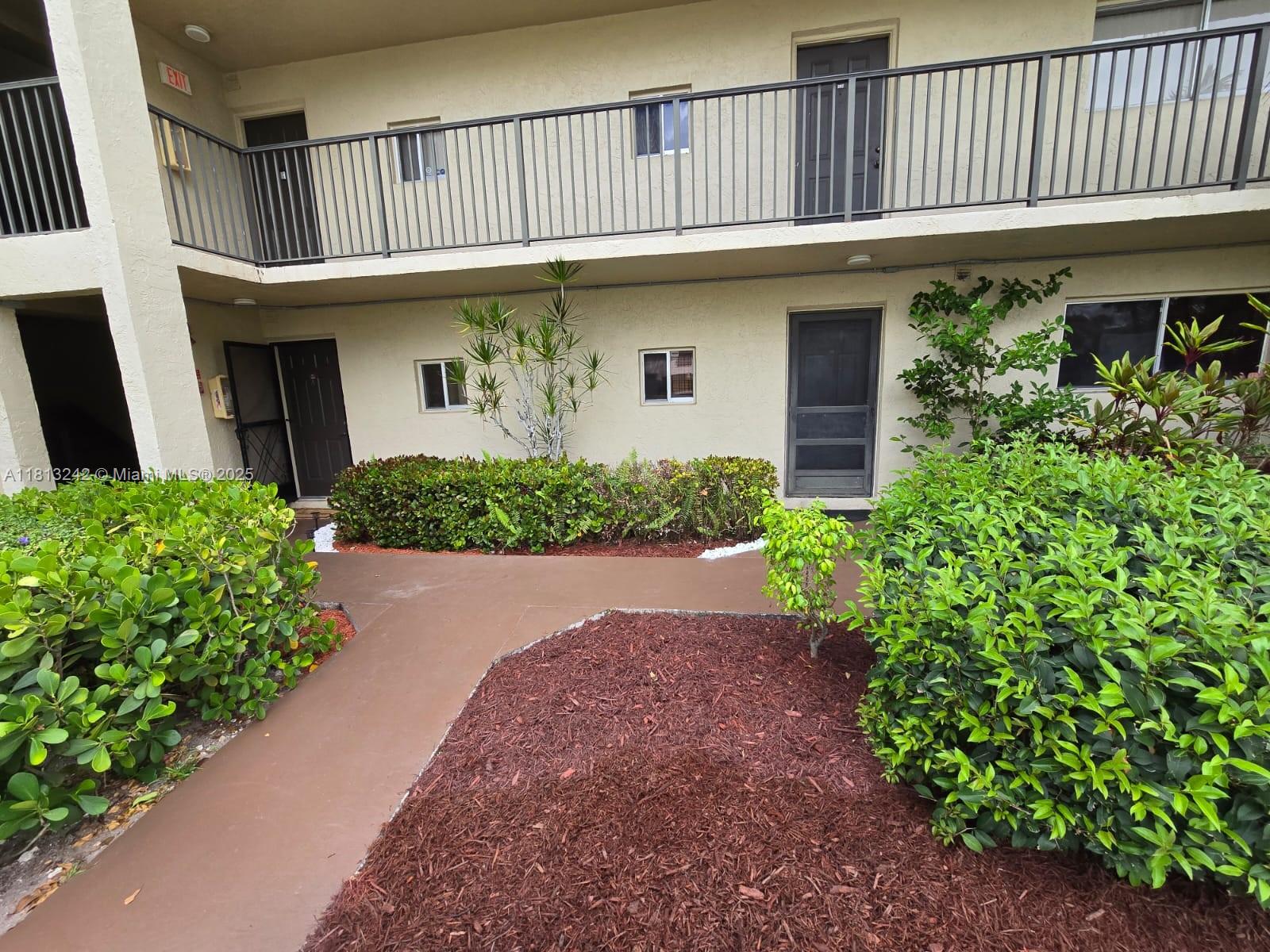 Rental Property at 7960 Nw 50th St 102, Lauderhill, Miami-Dade County, Florida - Bedrooms: 2 
Bathrooms: 2  - $1,800 MO.