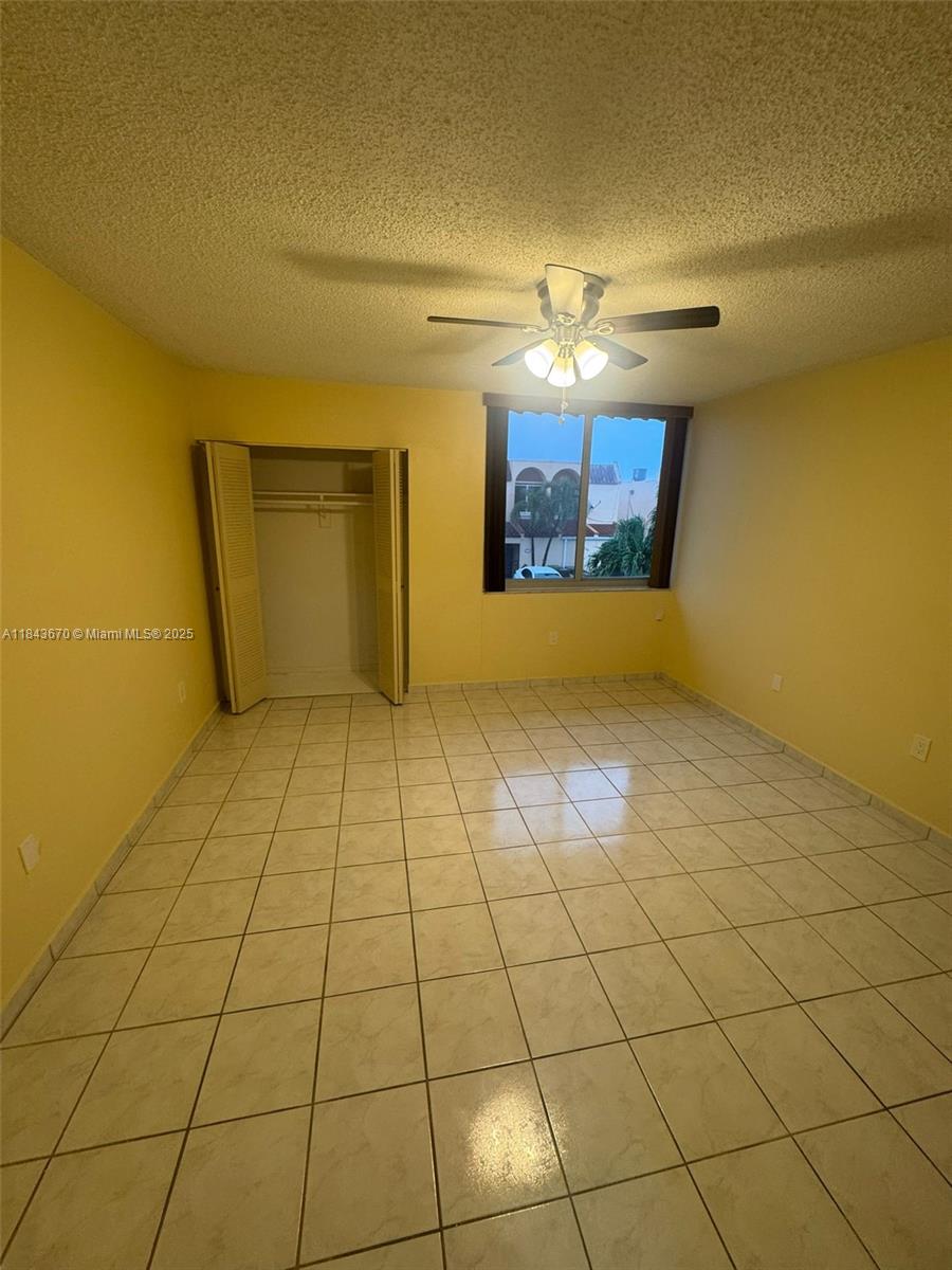 MANGO HILL CONDO NO 2 - Residential