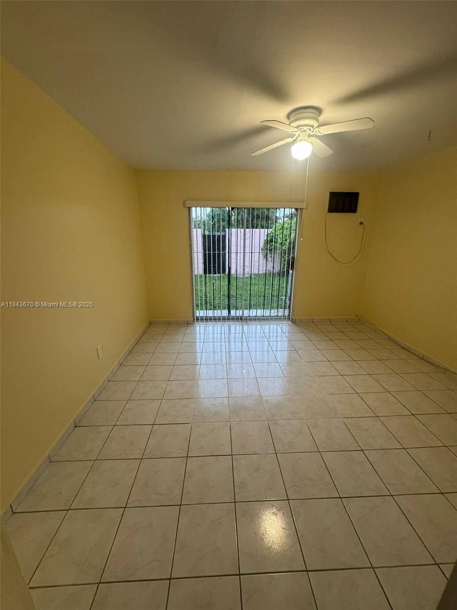 MANGO HILL CONDO NO 2 - Residential