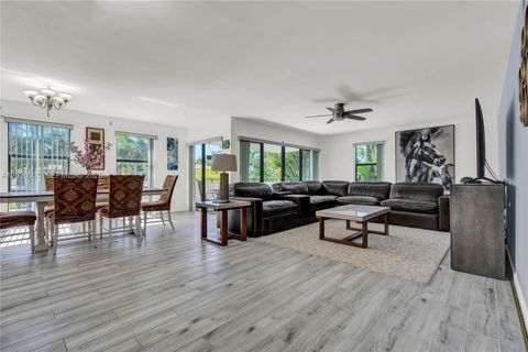 Tiny photo for 76 Isle Of Venice Dr #C, Fort Lauderdale, FL 33301 (MLS # A12020003)