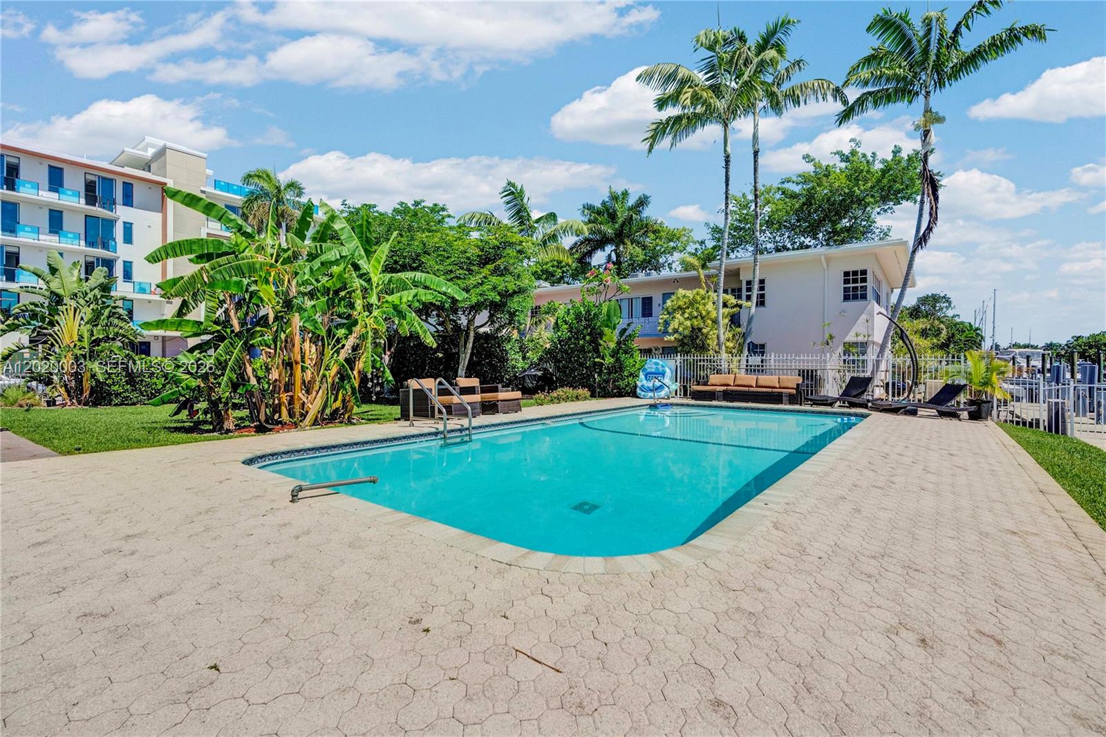 76 ISLE OF VENICE CO-OP - Residential