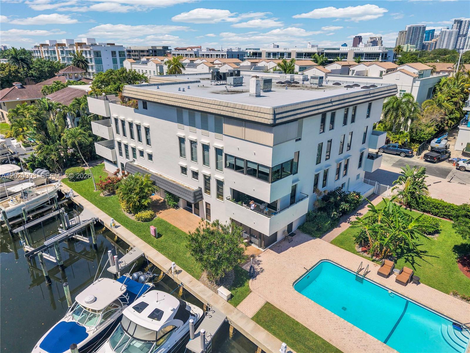 76 ISLE OF VENICE CO-OP - Residential
