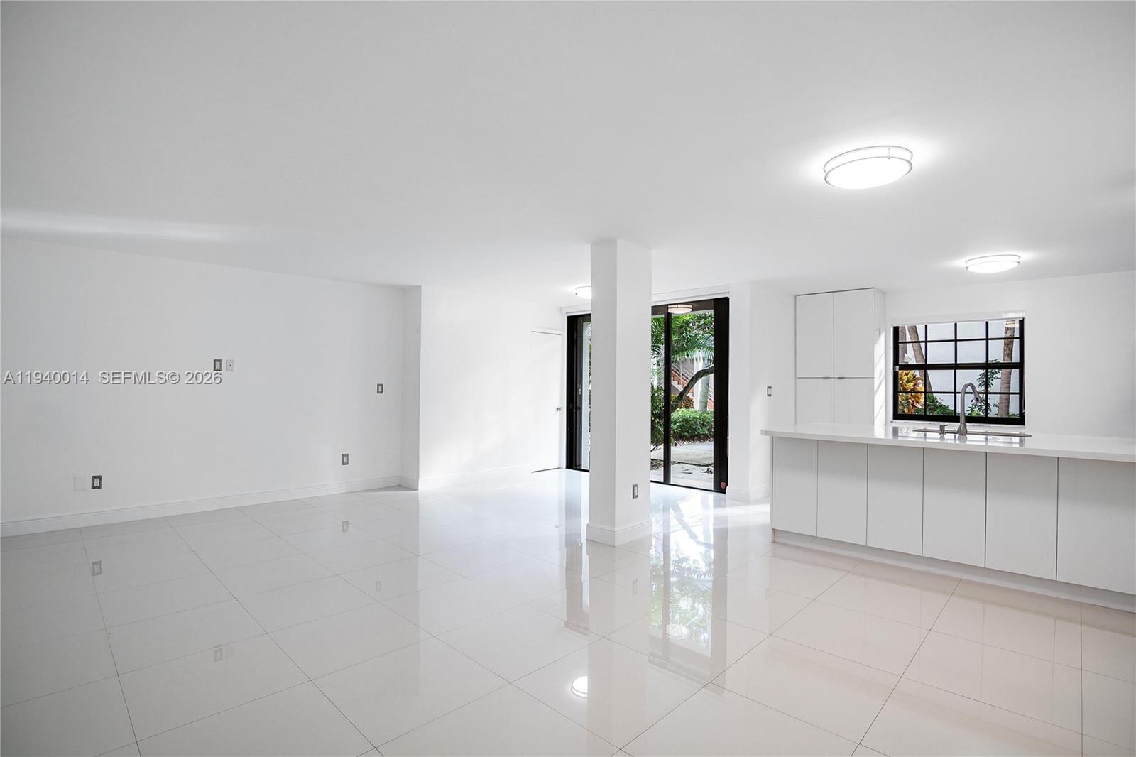 3545 Magellan Cir 356-5