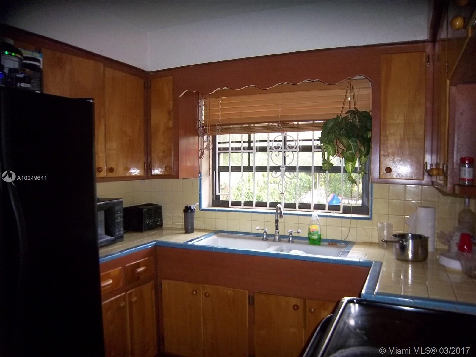 DUNNINGS MIAMI SHORES EXT - Residential Lease