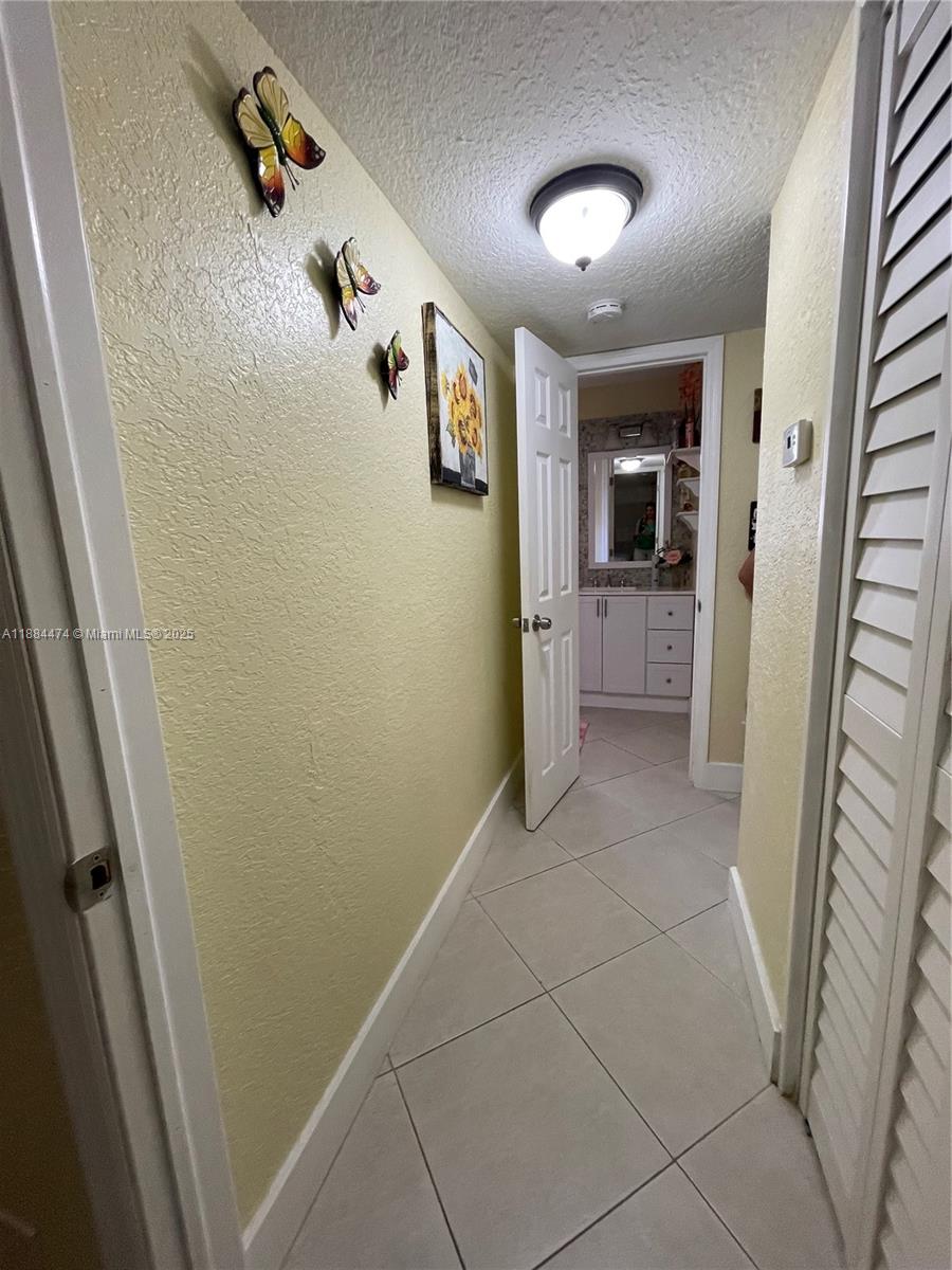 SUNRISE LAKES 90 CONDO - Residential