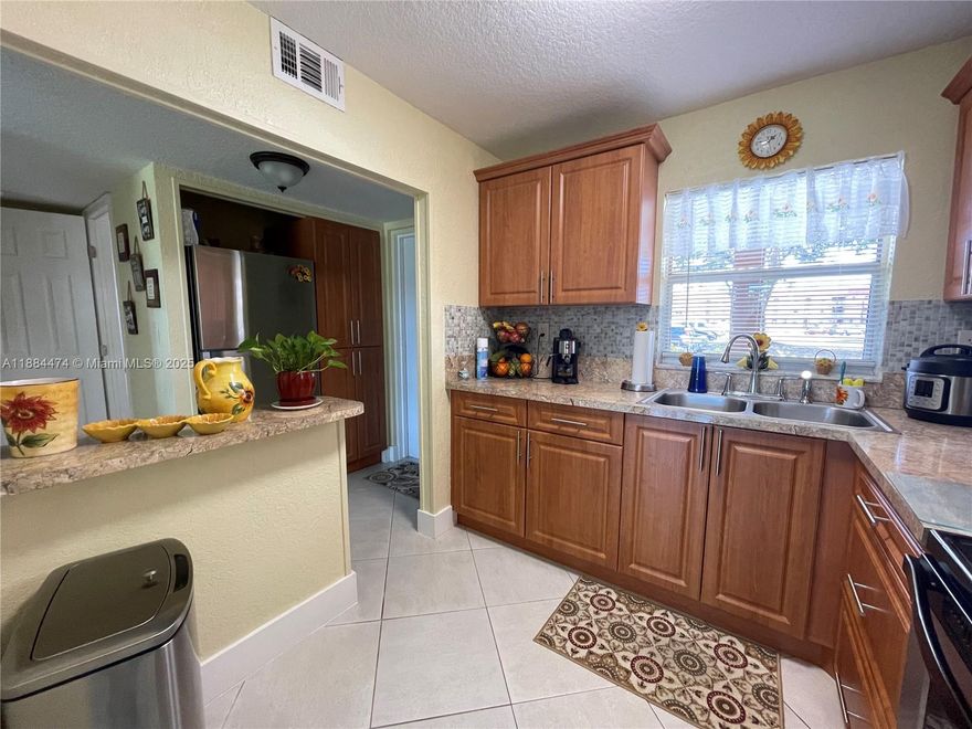 Beautiful and completely remodeled one bedroom in na 55+ community with awesome amenities and staff . This resort like community offers Golf, Heated pool, tennis , outdoor pools , basic , cable, water, sauna, billiard, shuffle board, BBQ, theater, Shows , pest control. Buses etc.. this condo boast of updated kitchen, appliances, Impact windows knockdown ceiling and walls. this is move in ready awaiting its new owner.