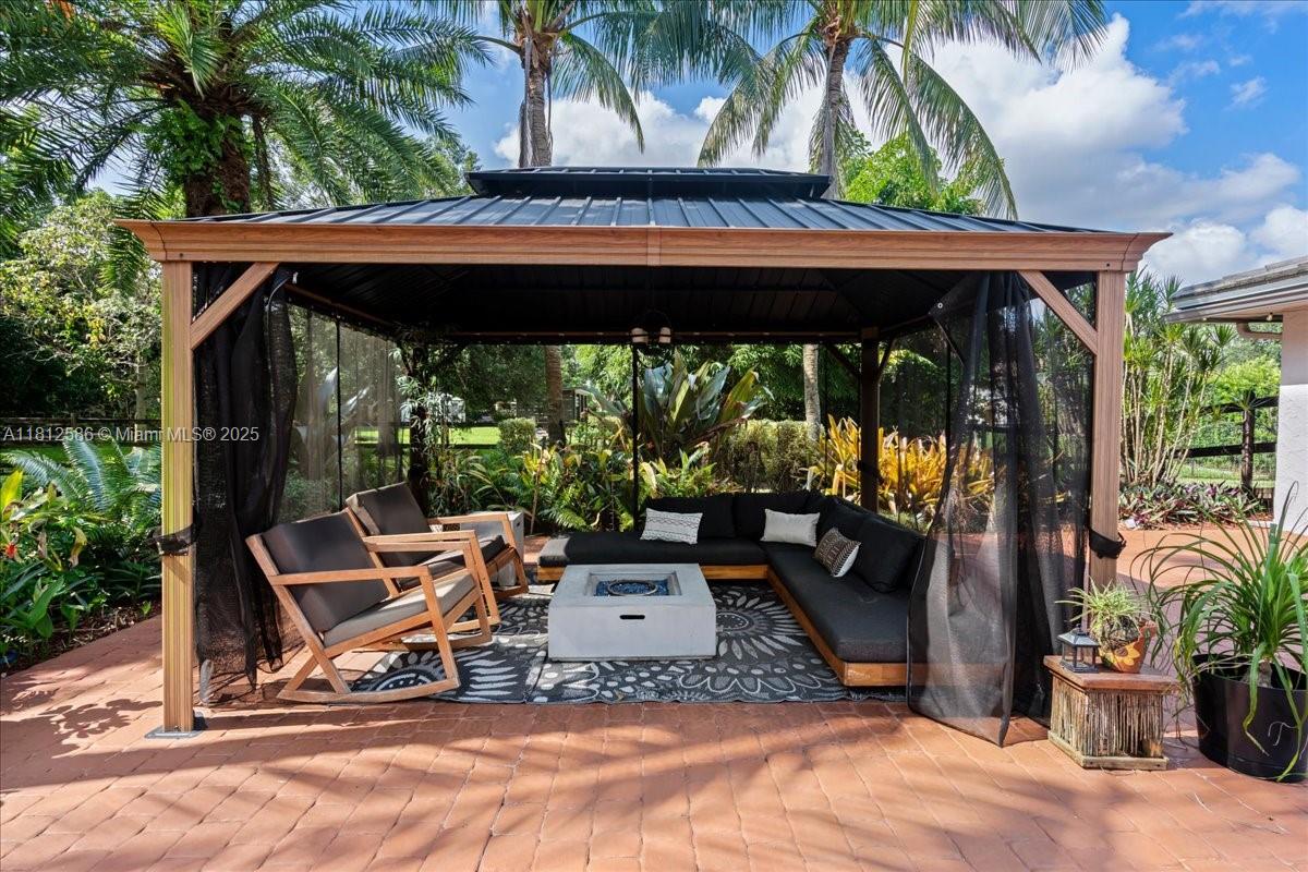 Majestic Groves - Residential