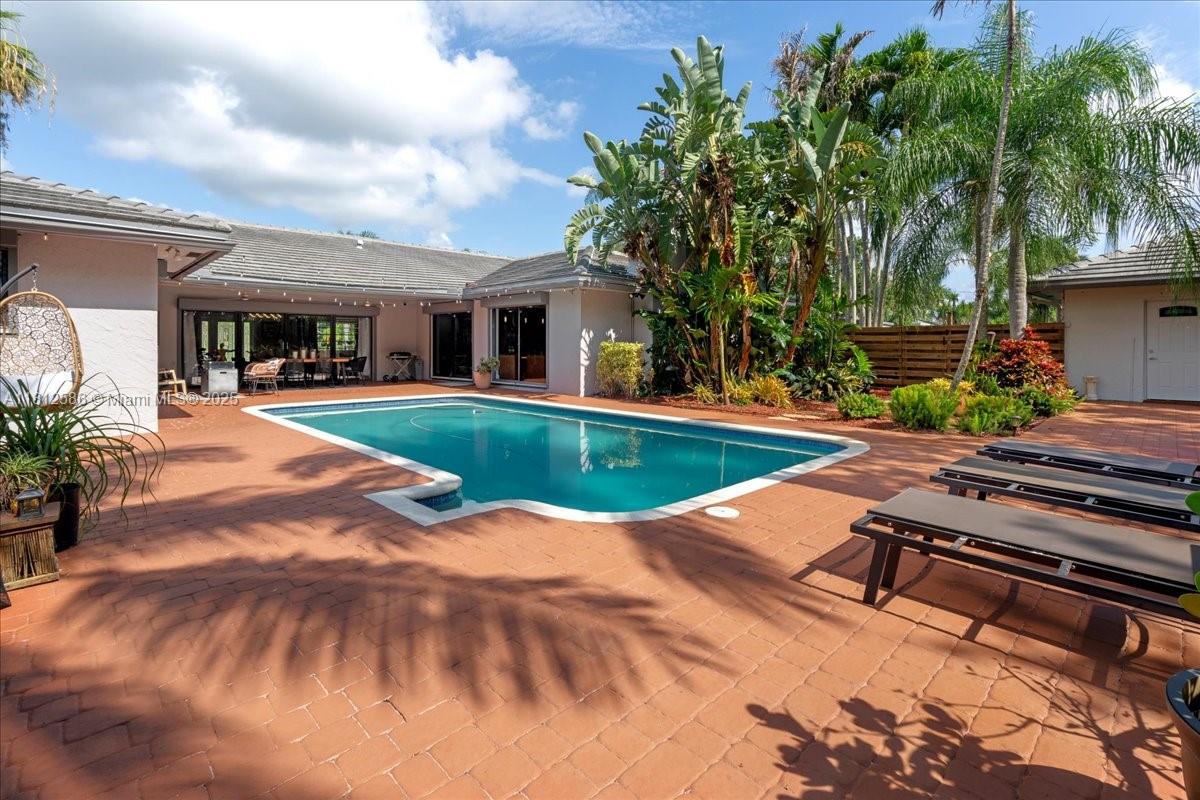 Majestic Groves - Residential