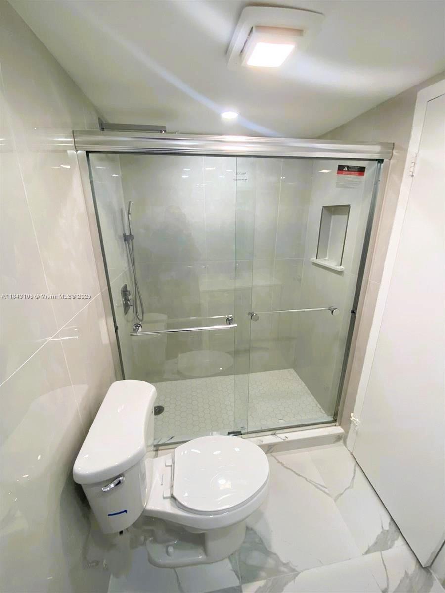 CYPRESS CHASE CONDO NO 7 - Residential