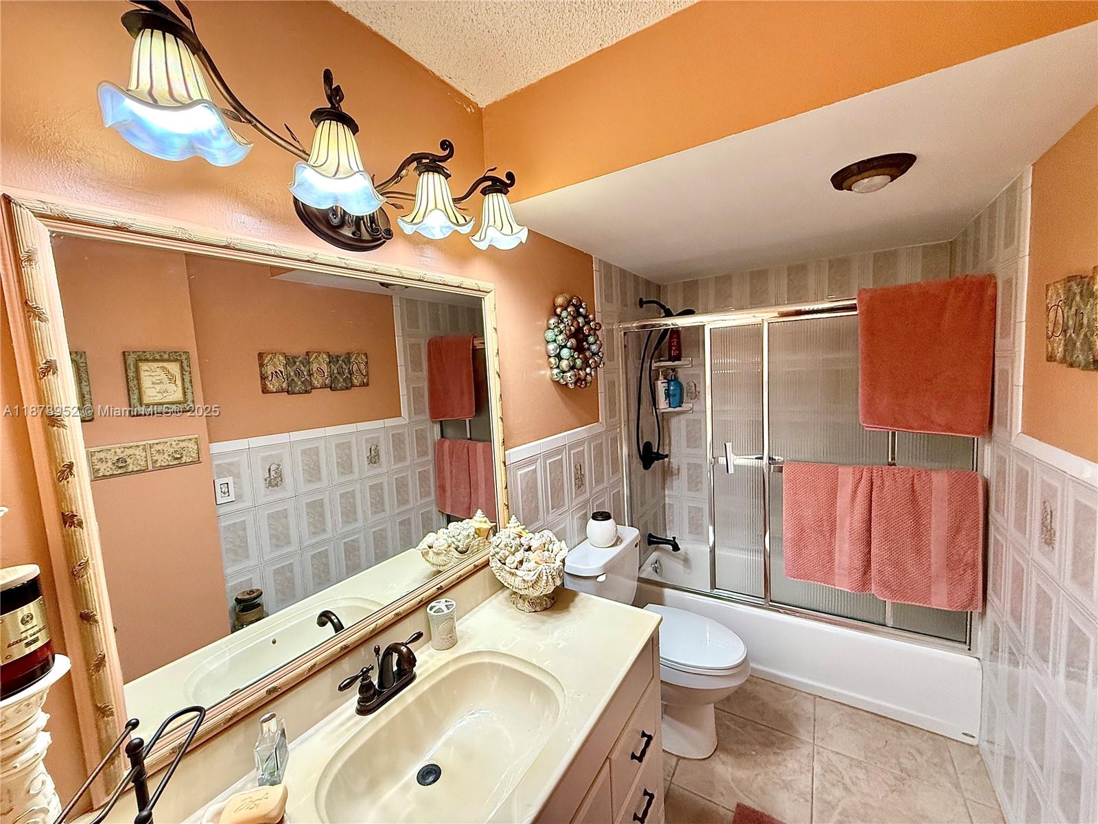 IMPERIAL TOWERS NORTH CON - Residential