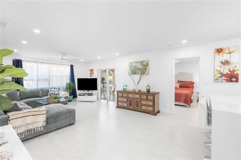 Photo of 12223 Royal Palm Blvd #8Q, Coral Springs, FL 33065 (MLS # A11754607)