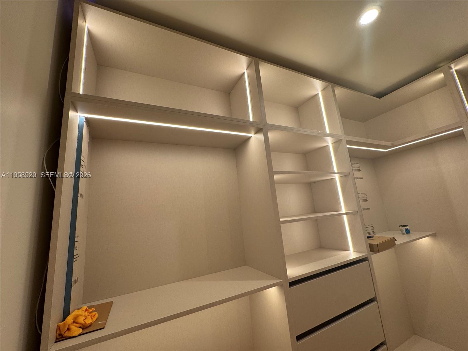 RHODES AMD NEW BISC - Residential